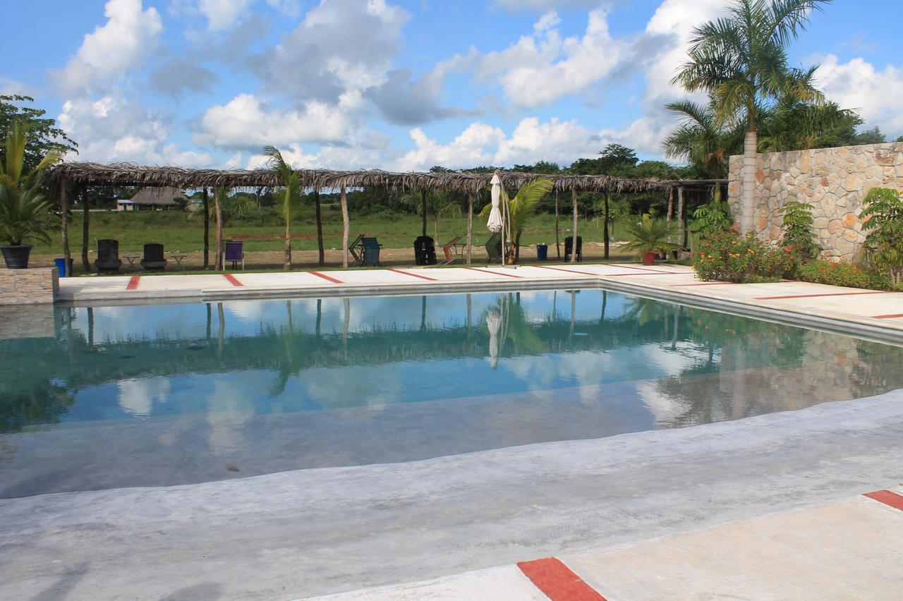 Real Primaveras Campestre Escárcega 外观 照片